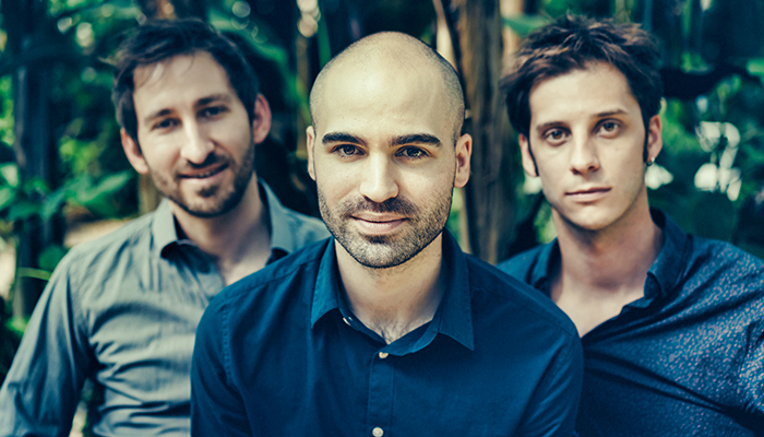 2-color_by_Nicolas_Masson_tt