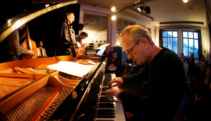 adi-frey_alte_ESSE_tt