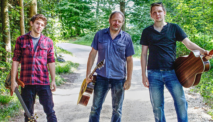 jim-bows-and-the-flycatchers-ef-2_tt