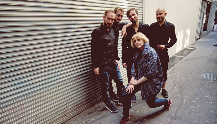 MenschMaschine_feat_Helena_tt